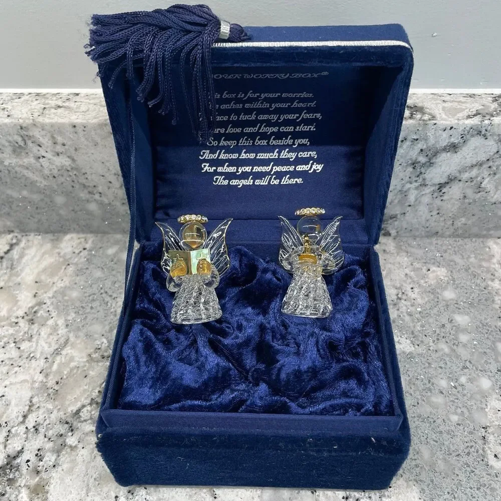 Vtg Hand Spun Glass Angels 18K Gold Swarovski Crystal Blue Velvet Music Box